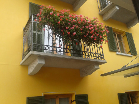 Sertorelli-Reit-Parapetto-ferro-battuto-balconi
